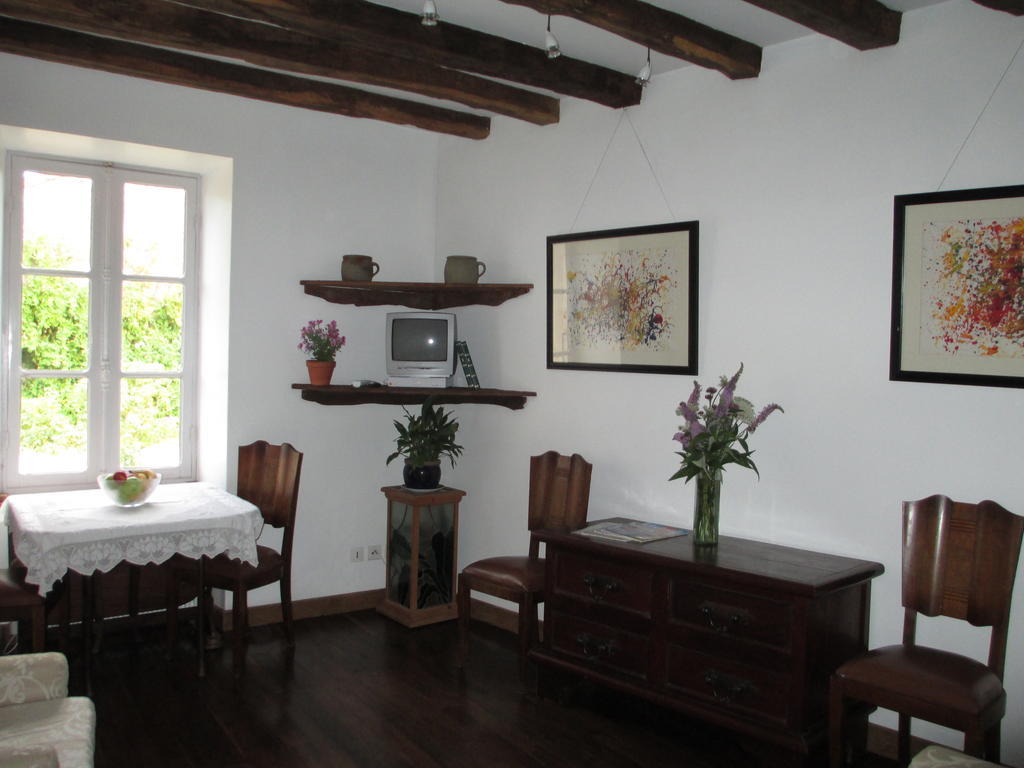 Chez Tartaud Villa Lathus St Remy Room photo